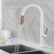 Kuchynská batéria s extrahovateľnou sprchou, sanitárnou mosadzou, bielym, CF/1035/a