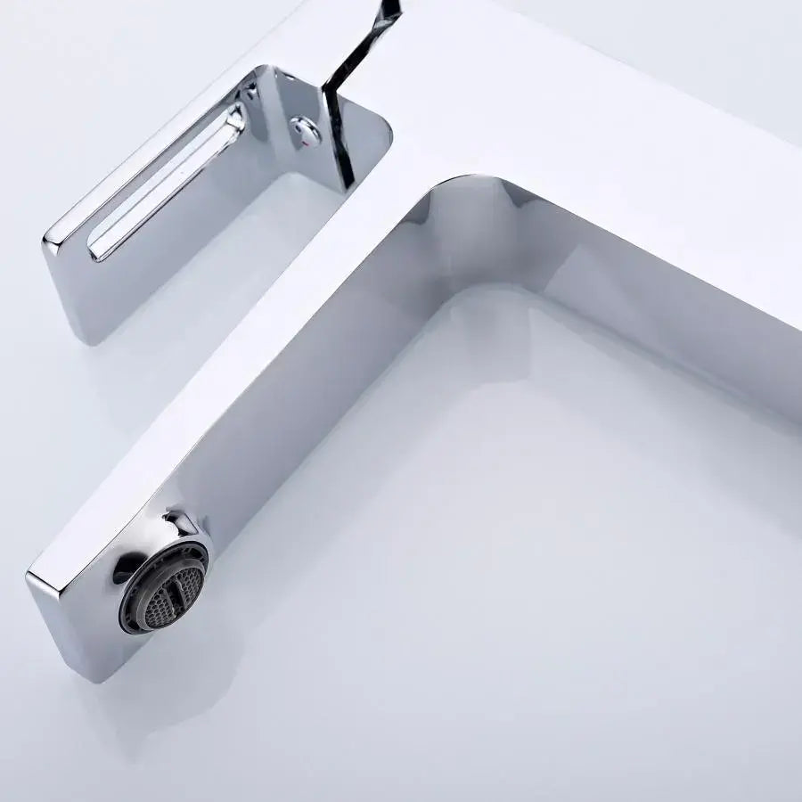 Batéria Washbasin, sanitárna mosadz, satén, 9807