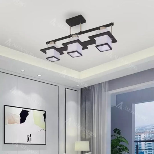 Klasický luster Aramis s dreveným štvorcovým tienidlom 3x E27 Sivá čierna Klasické lustre Predvolený názov Alessandro Design