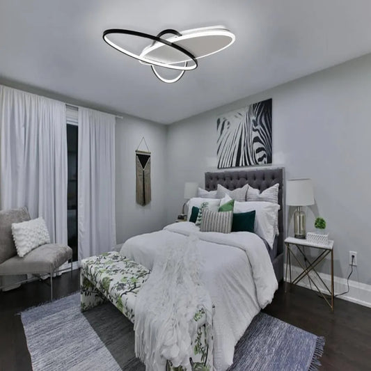 LED luster s diaľkovým ovládaním LIGURIA 81W, 3 ovály, studené/teplé/neutrálne svetlo, stmievateľné, čierna biela