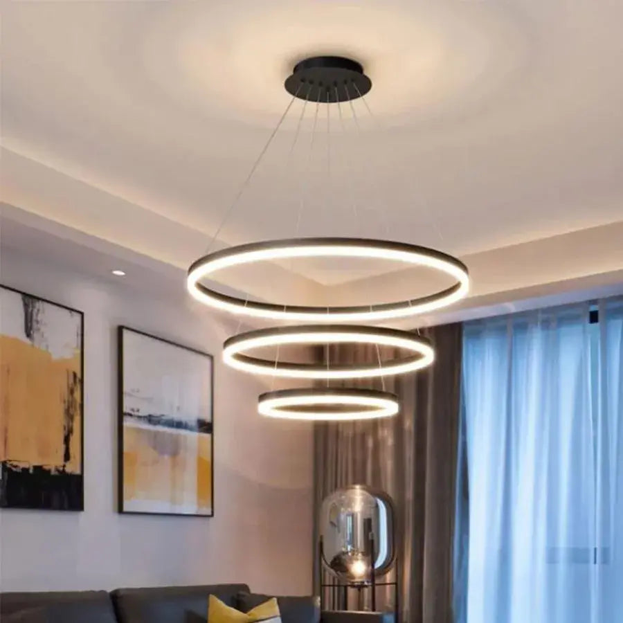 Závesný LED luster s diaľkovým ovládaním CASIANA 84W, 3 kruhy, studené/teplé/neutrálne svetlo, stmievateľné, čierny, výškovo nastaviteľný