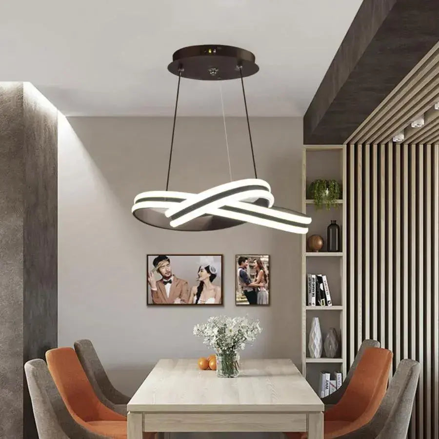 Závesný LED luster s diaľkovým ovládaním INFINITY LOOP 92W, studené/teplé/neutrálne svetlo, stmievateľné, čierne, výškovo nastaviteľné