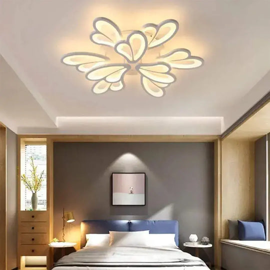 LED luster s diaľkovým ovládaním BLOSSOM 49W, 9 okvetných lístkov, studené/teplé/neutrálne svetlo, stmievateľné, biely LED luster s diaľkovým ovládaním Predvolený názov Alessandro Design