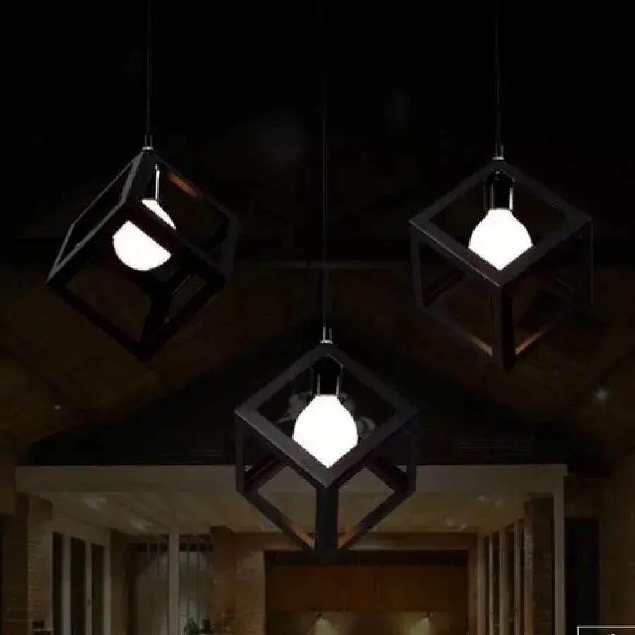 Lustrum Cub Shape, Struktur Lineárne trio, 3x E27, čierny, kov