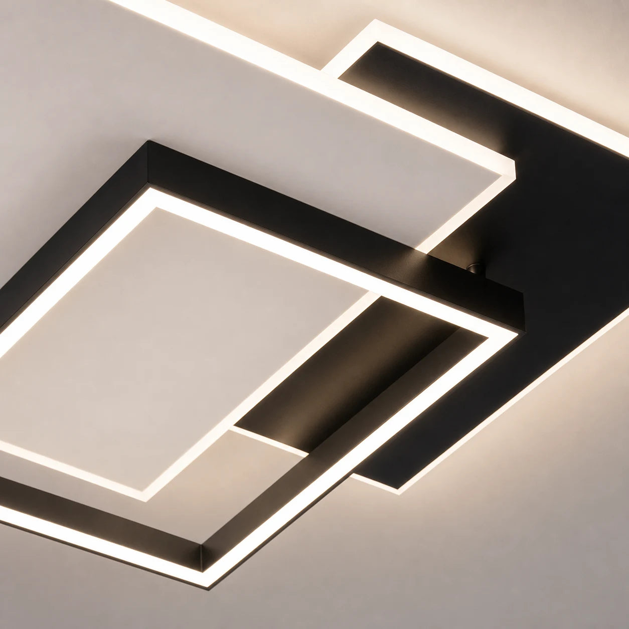 Lustra LED cu telecomanda CHIARA 98W, 3 Patrate, lumina Rece/Calda/Neutra, Dimabila, Negru - LT633-500P_closeup.png