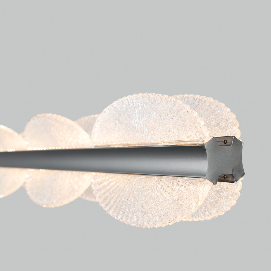 Závesný LED luster s diaľkovým ovládaním ISOTTA 105W, Studené/Teplé/Neutrálne svetlo 3000K/4000K/6000K, Stmievateľné, Nastaviteľná výška, Čierna a Strieborná, Kov a Krištáľ