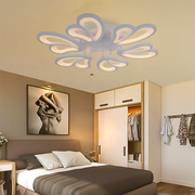 LED túžba s diaľkovým ovládaním kvetu, 72 W, 6 okvetných lístkov, studené/horúce/neutrálne svetlo, nestabilné, biele