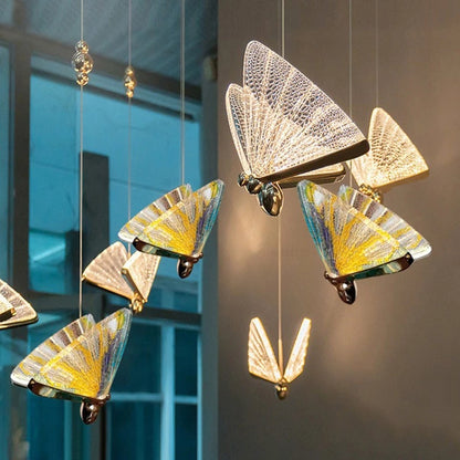 Lustra zavesená LED Acril Valentina s diaľkovým ovládaním, DAVABLE, 3000K/4000K/6000K, zlato, kov a akryl