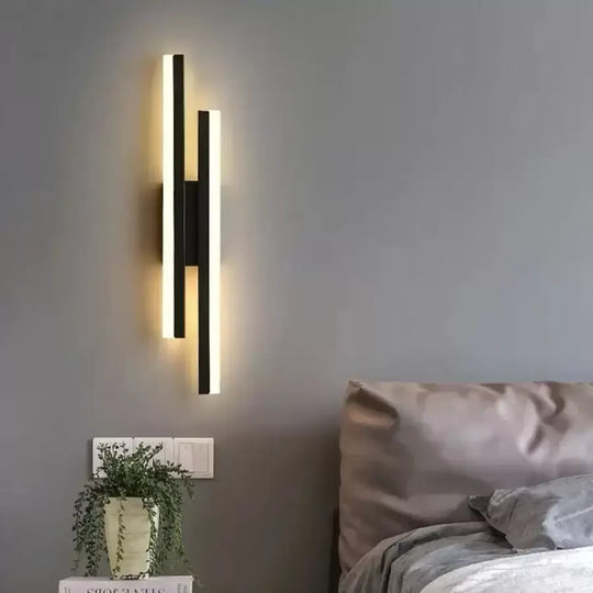 Lyra LED nástenné svietidlo, 18W, akryl, čierna biela Vnútorné nástenné svietidlá Predvolený názov Alessandro Design