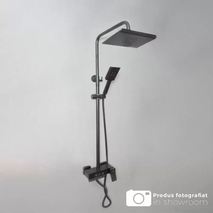 Stĺpec odobratý s ods. A prispôsobivým klobúkom, sanitárna mosadz, čierna, 9920h