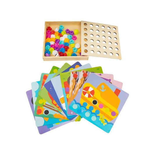 Hra typu puzzle s 11 kartami a 50 viacfarebnými, drevené, plastové a kartónové kusy