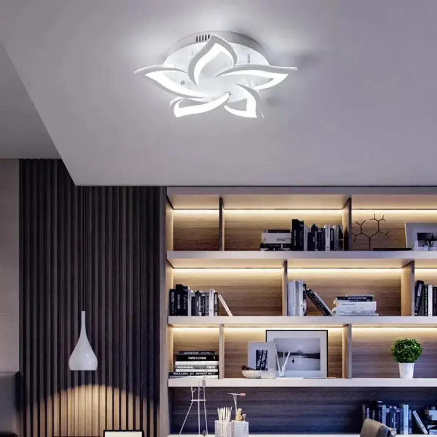 LED luster s diaľkovým ovládaním LOTUS, 65 W, 5 okvetných lístkov, studené/horúce/neutrálne svetlo, nestabilné, biele