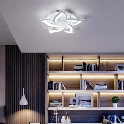 LED luster s diaľkovým ovládaním LOTUS, 65 W, 5 okvetných lístkov, studené/horúce/neutrálne svetlo, nestabilné, biele
