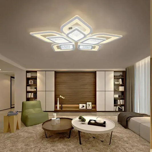 LED luster s diaľkovým ovládaním Dalia, 71 W, 5 okvetných lístkov, studeného/horúceho/neutrálneho svetla, nestabilné, biele