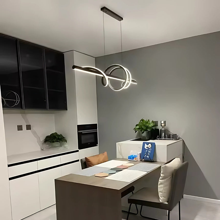 LED luster zavesený s diaľkovým ovládaním stuhy, 66 W, nastaviteľná výška, studené/horúce/neutrálne svetlo, nestabilné, čierne
